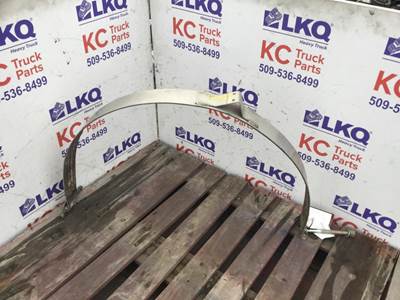 Peterbilt 579 Fuel Tank Strap / Bracket