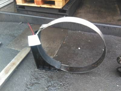 Peterbilt 579 Right Fuel Tank Strap / Bracket