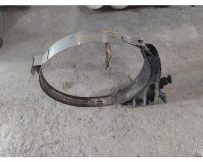 Peterbilt 579 Fuel Tank Strap / Bracket