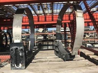 Peterbilt 387 Left Fuel Tank Strap / Bracket