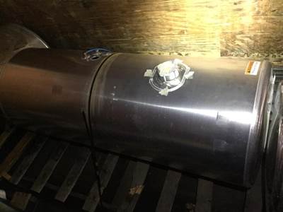 Freightliner CASCADIA 125 2008-2020 Left Fuel Tank for a Alum Cylinder 135-144 GALLON