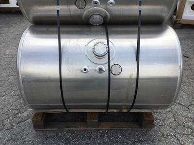 Freightliner FLD120 Left Fuel Tank for a Alum Cylinder 95-104 GALLON