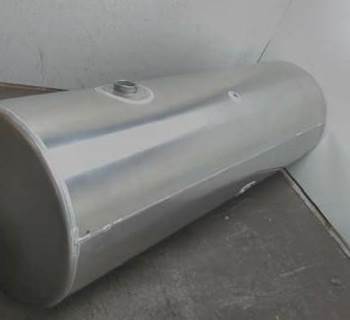 Freightliner Cascadia 113 Right Fuel Tank for a Alum Cylinder 145-154 GALLON