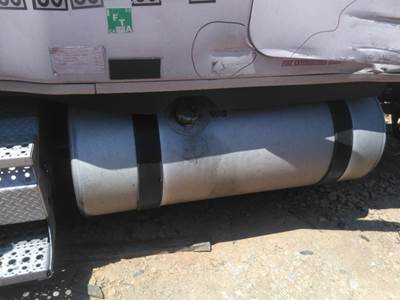 Freightliner Cascadia 125 Left Fuel Tank for a Alum Cylinder 95-104 GALLON