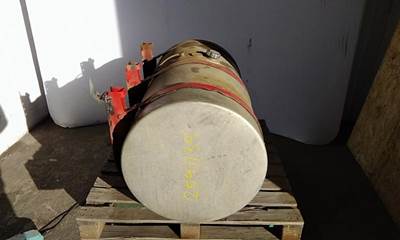 Mack Pinnacle CXU613 Right Fuel Tank for a Alum Cylinder 95-104 GALLON