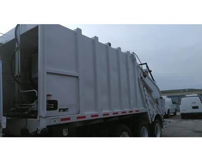 Leach 2RII-25YARD Garbage Truck Body