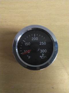 International LT Gauge