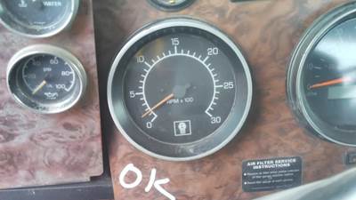 Kenworth T800B Gauge