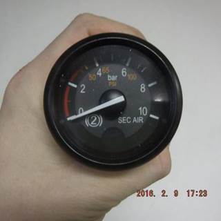 NEW SECONDARY AIR GAUGE IN BAR/PSI 
 RANGE 0-10 BAR 