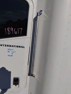 International 9200i Left Grab Handle
