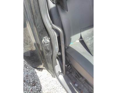 International LT Right Grab Handle