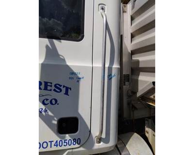 Mack Pinnacle CHU613 Left Grab Handle for a Mack CHU613