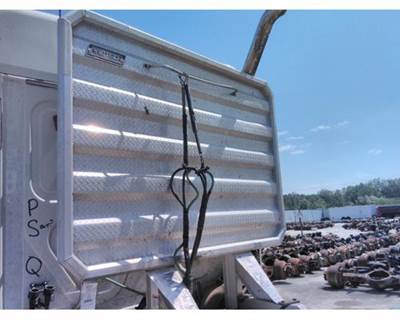 Freightliner Cascadia 125 Headache Rack