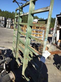 Freightliner FLD120 Headache Rack