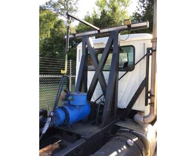 Mack Headache Rack for a Fruitland RCF500