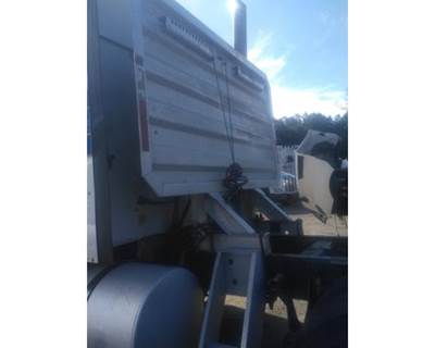 International 9400i Headache Rack