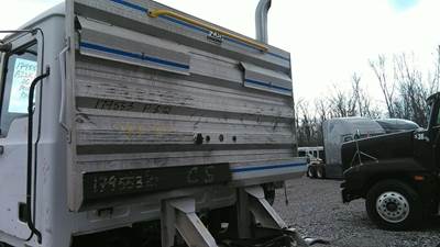 Mack Vision CXN613 Headache Rack for a Mack CXN613