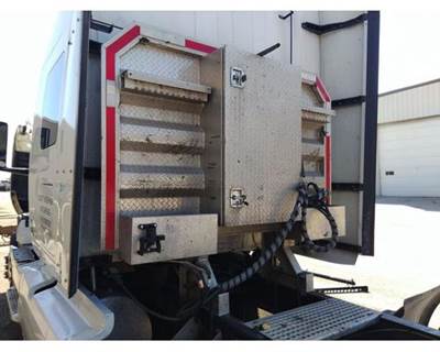 International Headache Rack for a Universal ALL