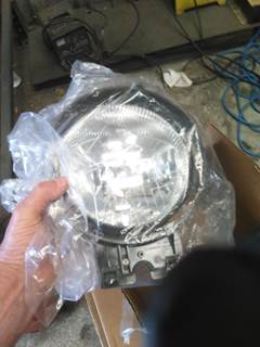 Freightliner CENTURY 120 1996-2004 Headlight Assembly