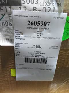 Freightliner COLUMBIA 120 2004-2011 Right Headlight Assembly