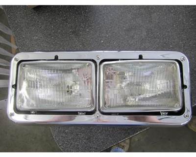 Kenworth T600 1984-2007 Right Headlight Assembly