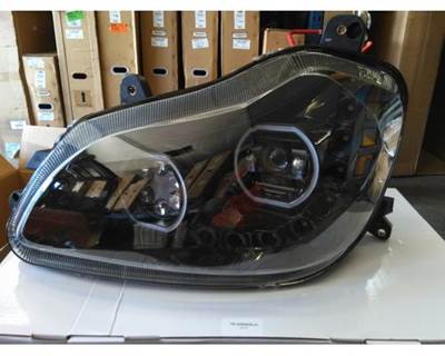 Kenworth T680 Left Headlight Assembly for a Kenworth T680 2013-2022