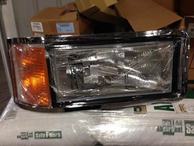 Mack CH612 1988-2005 Right Headlight Assembly
