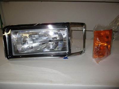 Mack CH612 1988-2005 Left Headlight Assembly
