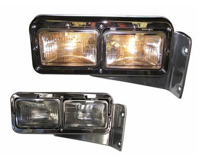 Peterbilt 379 Right Headlight Assembly for a Peterbilt 379 1987-2007