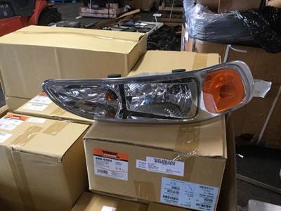 Peterbilt 386 Headlight Assembly