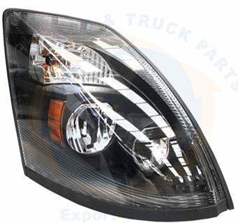 Volvo VNL Right Headlight Assembly
