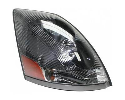 Volvo VNL Right Headlight Assembly