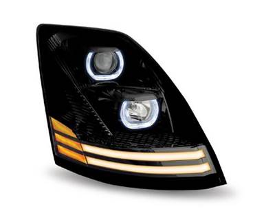 Volvo VNL Right Headlight Assembly