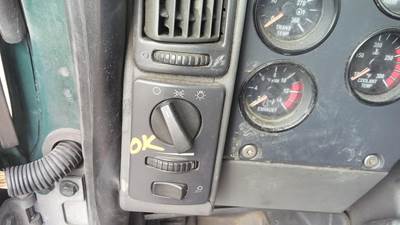 Mack Pinnacle CXU612 Left Headlight Switch for a Mack CXU612