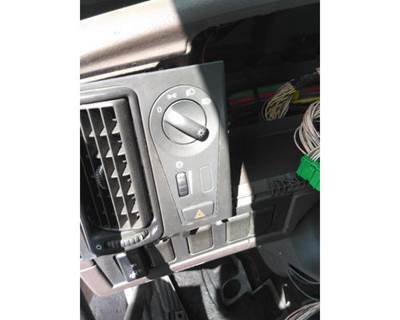 Volvo VNM Headlight Switch
