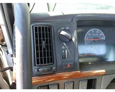 Volvo VNM Left Headlight Switch