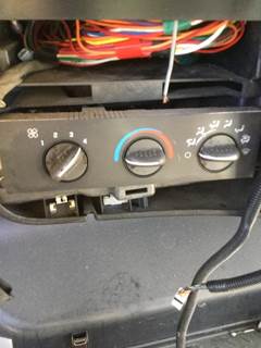 Chevrolet C4500 Heater / AC Temp Control