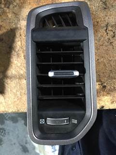 Dodge Ram 5500 Right Heater / AC Temp Control for a Dodge 5500 SERIES
