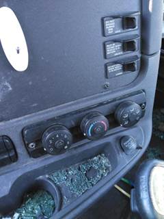 Freightliner Cascadia 113 Heater / AC Temp Control