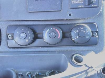 Freightliner Cascadia 113 Heater / AC Temp Control