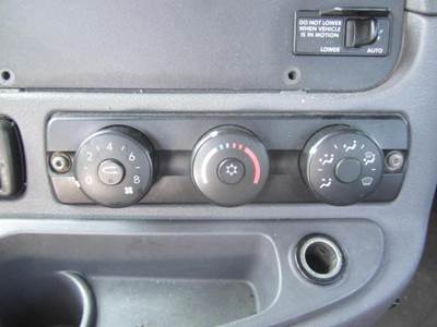 Freightliner Cascadia 113 Heater / AC Temp Control