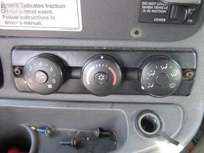 Freightliner Cascadia 113 Heater / AC Temp Control