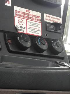 Freightliner Cascadia 113 Heater / AC Temp Control