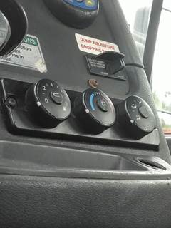 Freightliner Cascadia 113 Heater / AC Temp Control