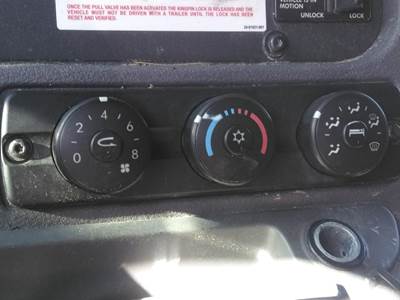 Freightliner Cascadia 113 Heater / AC Temp Control