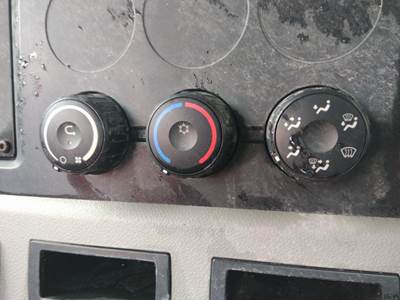 Freightliner Cascadia 113 Heater / AC Temp Control