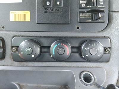 Freightliner Cascadia 113 Heater / AC Temp Control