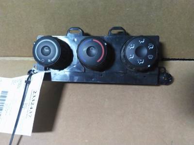 Freightliner Cascadia 116 Heater / AC Temp Control