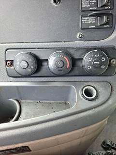 Freightliner Cascadia 125 Heater / AC Temp Control