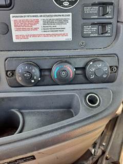 Freightliner Cascadia 125 Heater / AC Temp Control